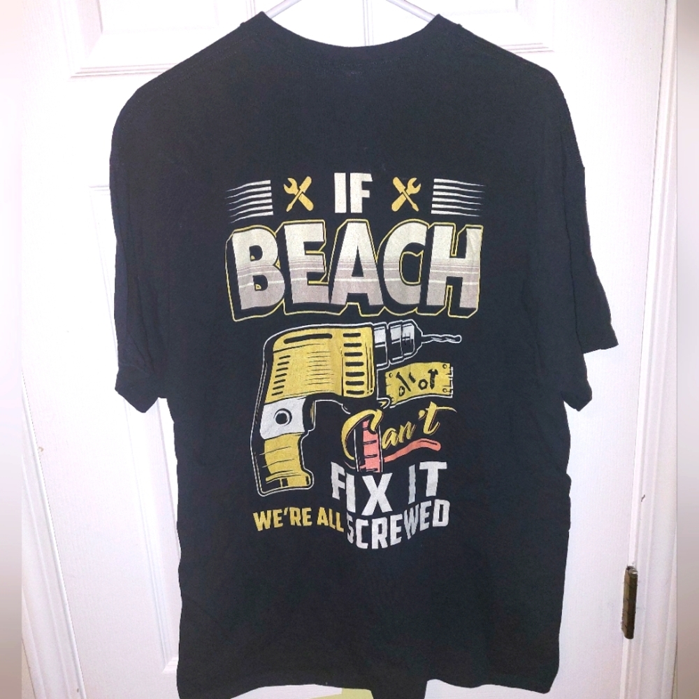 NWOT Fun Adult Tee about Beach